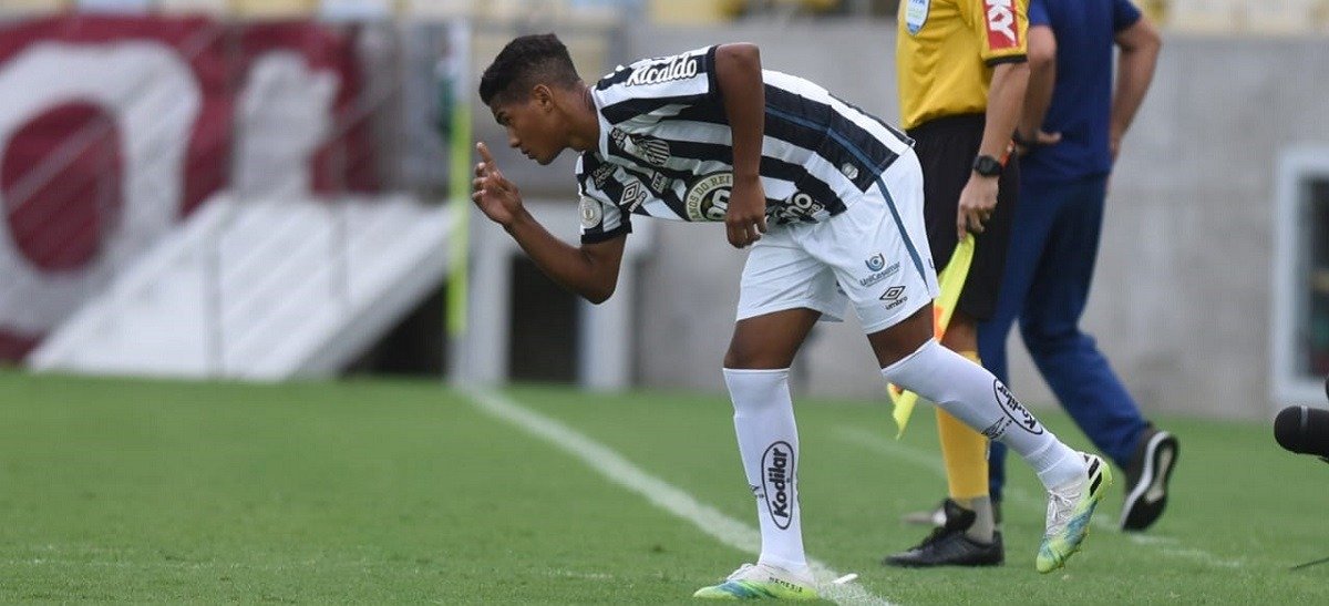 15-летний вундеркинд Анжело Борхес дебютировал за «Сантос» и стал вторым самым молодым игроком в истории клуба