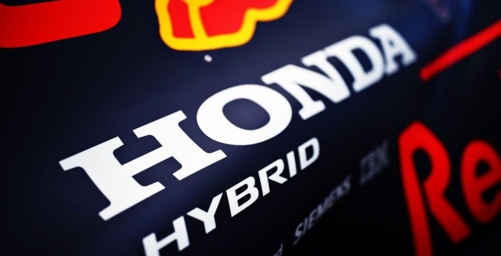 Формула-1. «Ред Булл» объявил об укреплении сотрудничества с «Хондой» после срыва переговоров с «Порше»