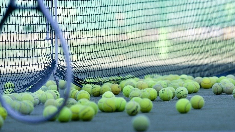 Испанского теннисиста дисквалифицировали за ставки и кортсайдинг