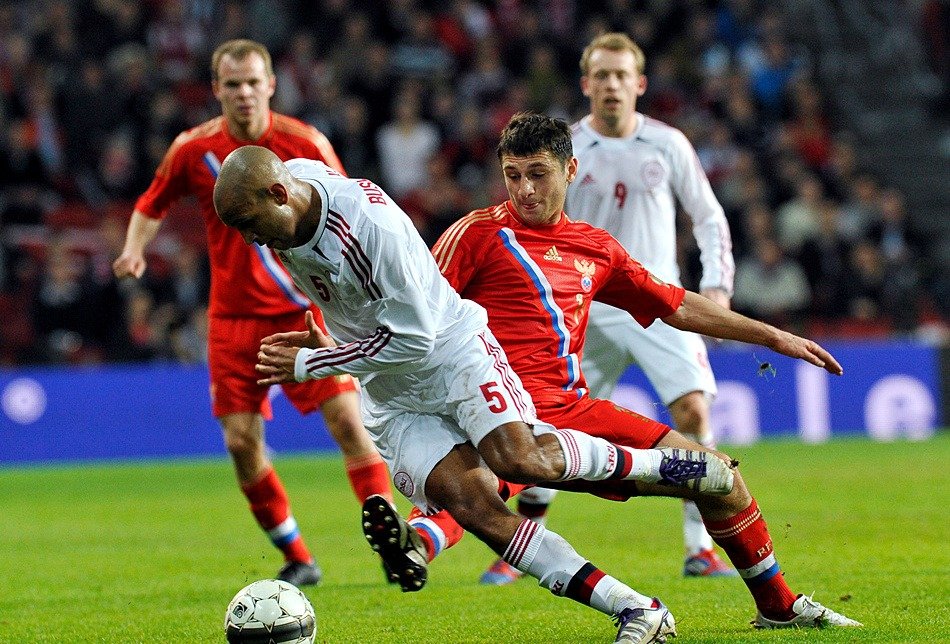 Ставки футбол чемпионат россии и европы ставки на спорт валуйные ставки