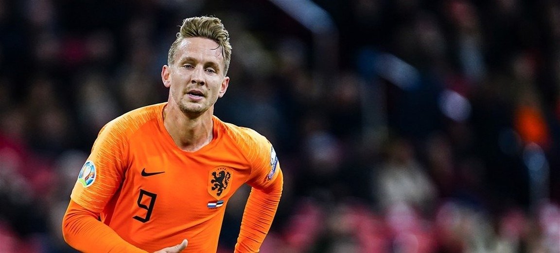 Нападающий сборной Нидерландов Люк Де Йонг больше не сыграет на Евро-2020