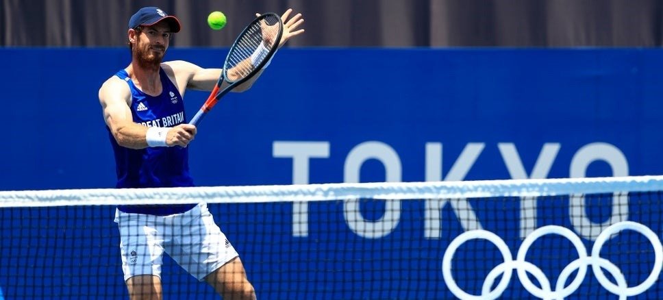 Действующий олимпийский чемпион по теннису Энди Маррей снялся с турнира в одиночном разряде