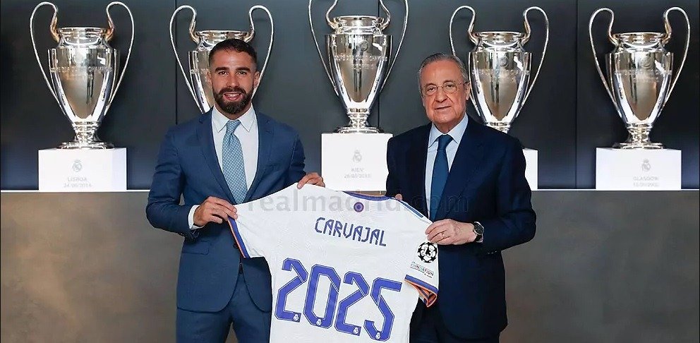 Мадридский «Реал» продлил контракт с Дани Карвахалем