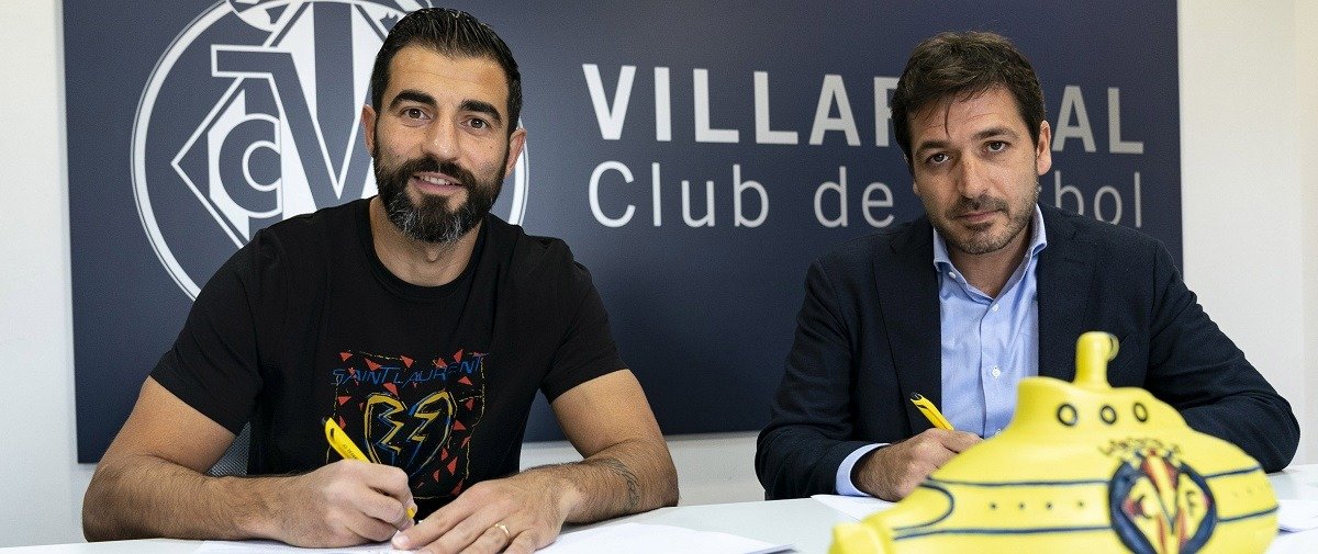Капитан испанского «Вильярреала» Рауль Альбиоль подписал новый контракт с «жёлтой субмариной»