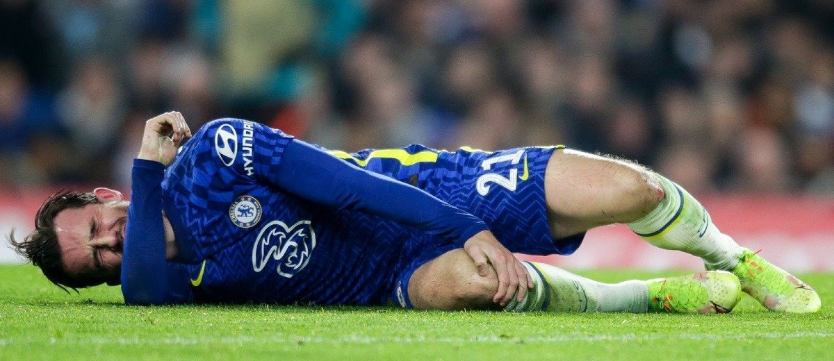 Игроку «Челси» Бену Чилуэллу всё-таки потребуется операция на колене, защитник пропустит остаток сезона