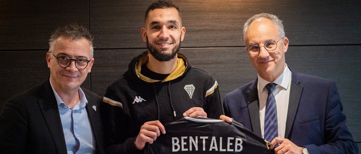 Экс-хавбек «Шальке 04» Набиль Бенталеб стал игроком французского «Анже»