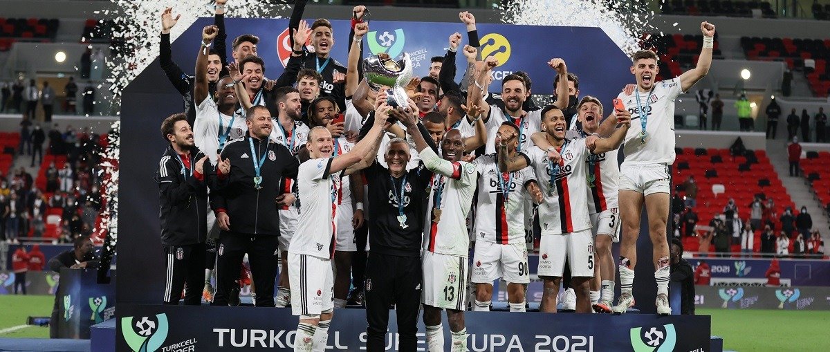 «Бешикташ» и «Антальяспор» определили обладателя Суперкубка Турции