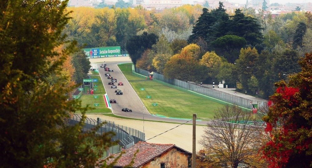Легендарная «Имола» остаётся: Формула-1 продлила контракт с промоутером «Гран-при Эмилии-Романьи» до 2025 года