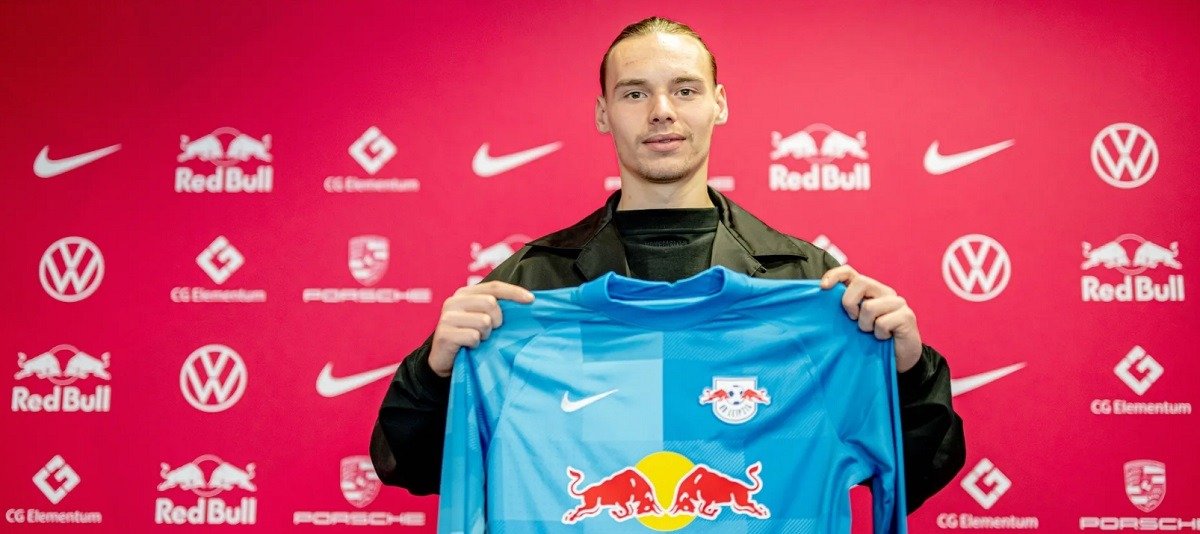 «РБ Лейпциг» приобрёл самого молодого голкипера в истории Лиги Чемпионов