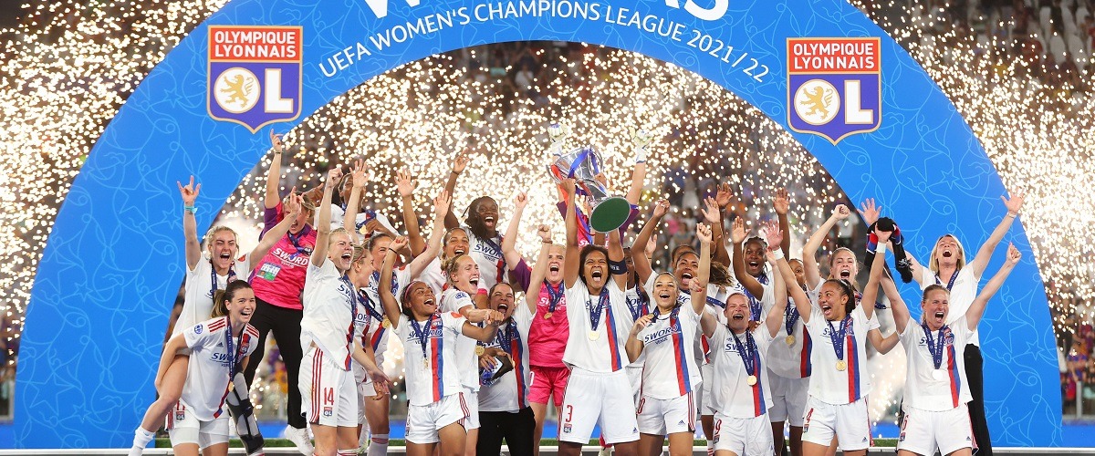 Французский «Лион» вернул себе звание сильнейшего клуба Европы, выиграв женскую Лигу Чемпионов