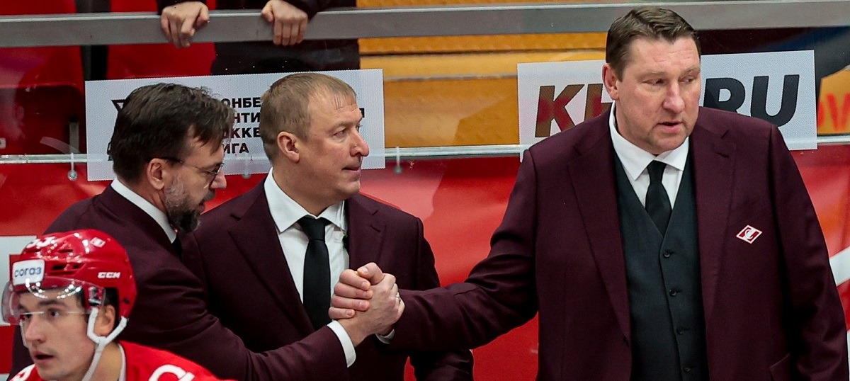 Борис Миронов уволен с поста главного тренера хоккейного «Спартака»