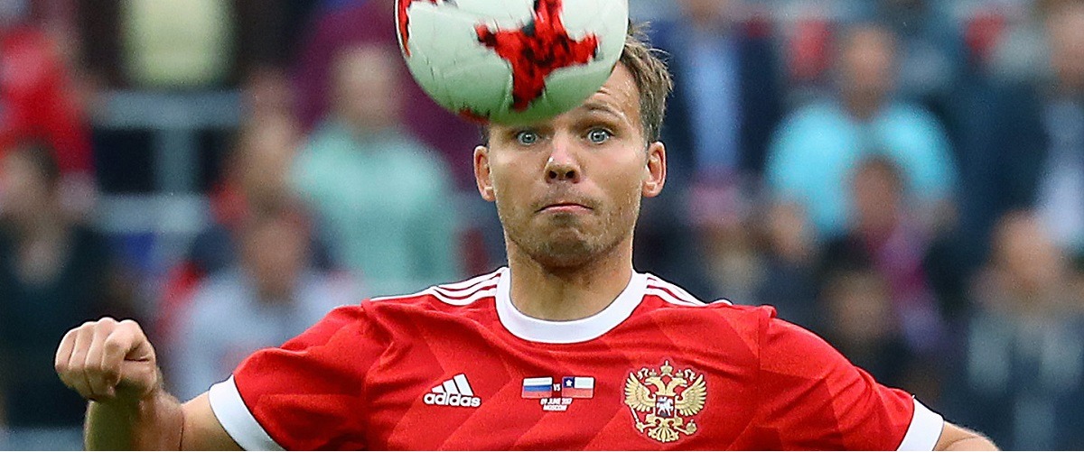 Бывший защитник российской сборной Роман Шишкин завершил карьеру игрока в возрасте 36 лет