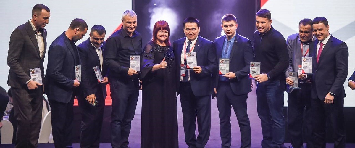 Федерация бокса России раздала индивидуальные и командные награды по итогам 2023 года