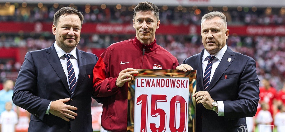 Роберт Левандовски пропустит стартовый матч сборной Польши на Евро-2024