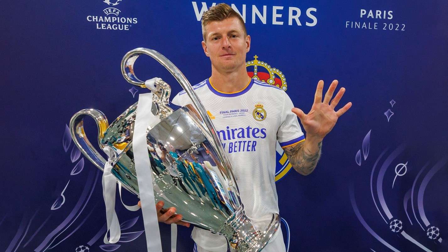 toni kroos s kubkom ligi chempionov uefa