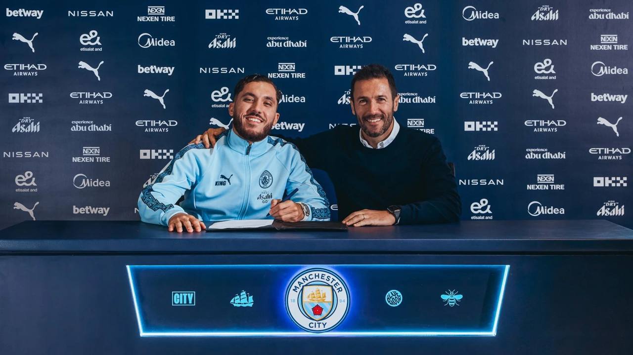 Rayan Cherki manchester city transfer fron Lion