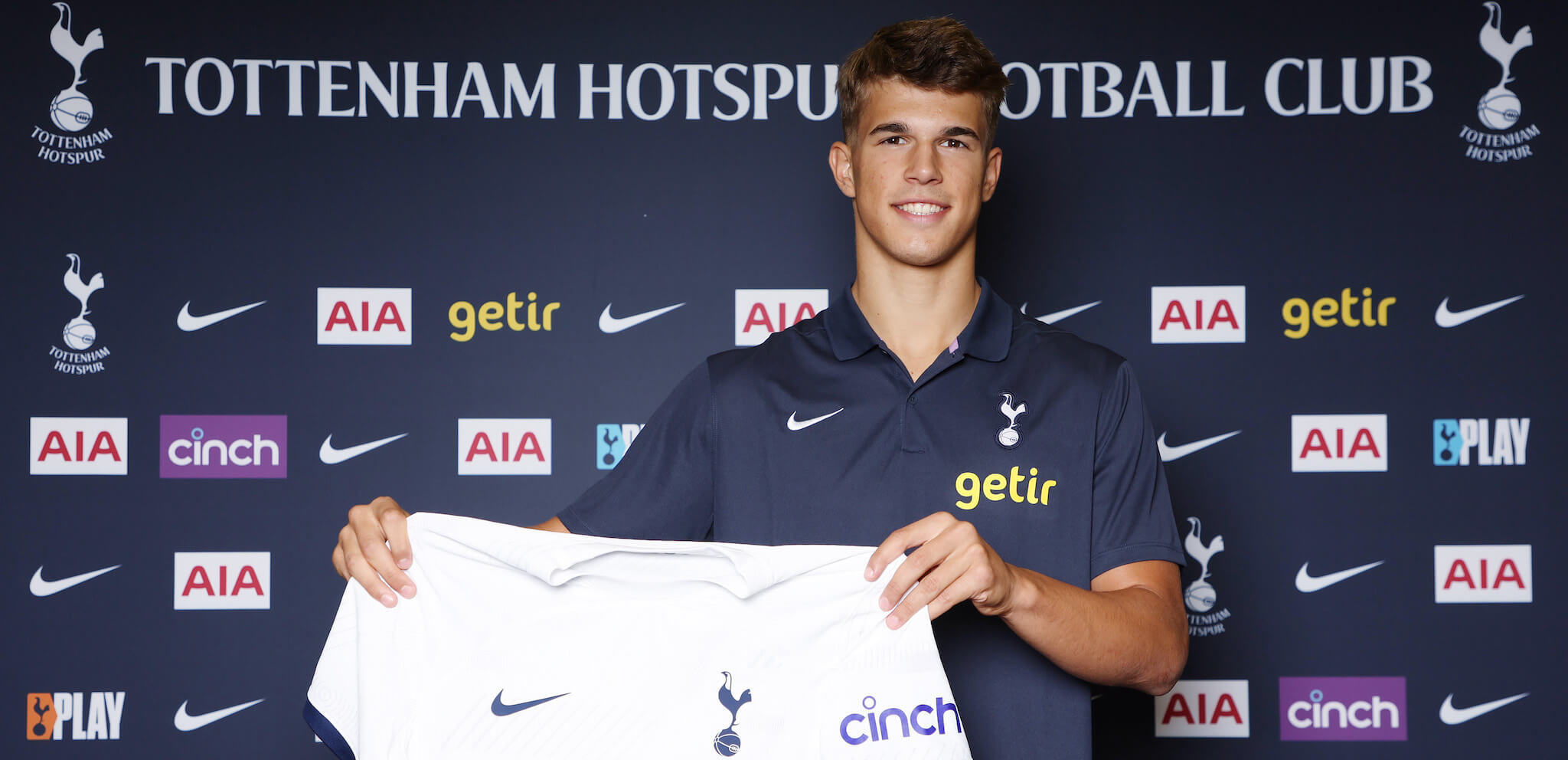 Luka Vuskovic tottenham