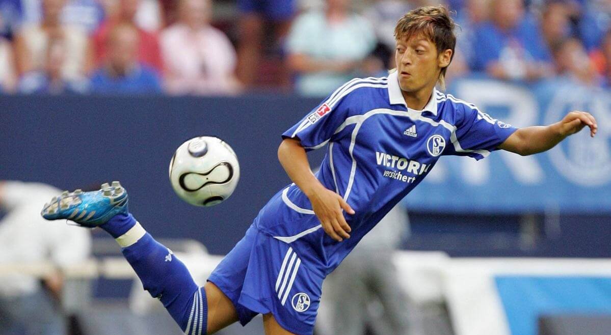 Mesut zil shalke