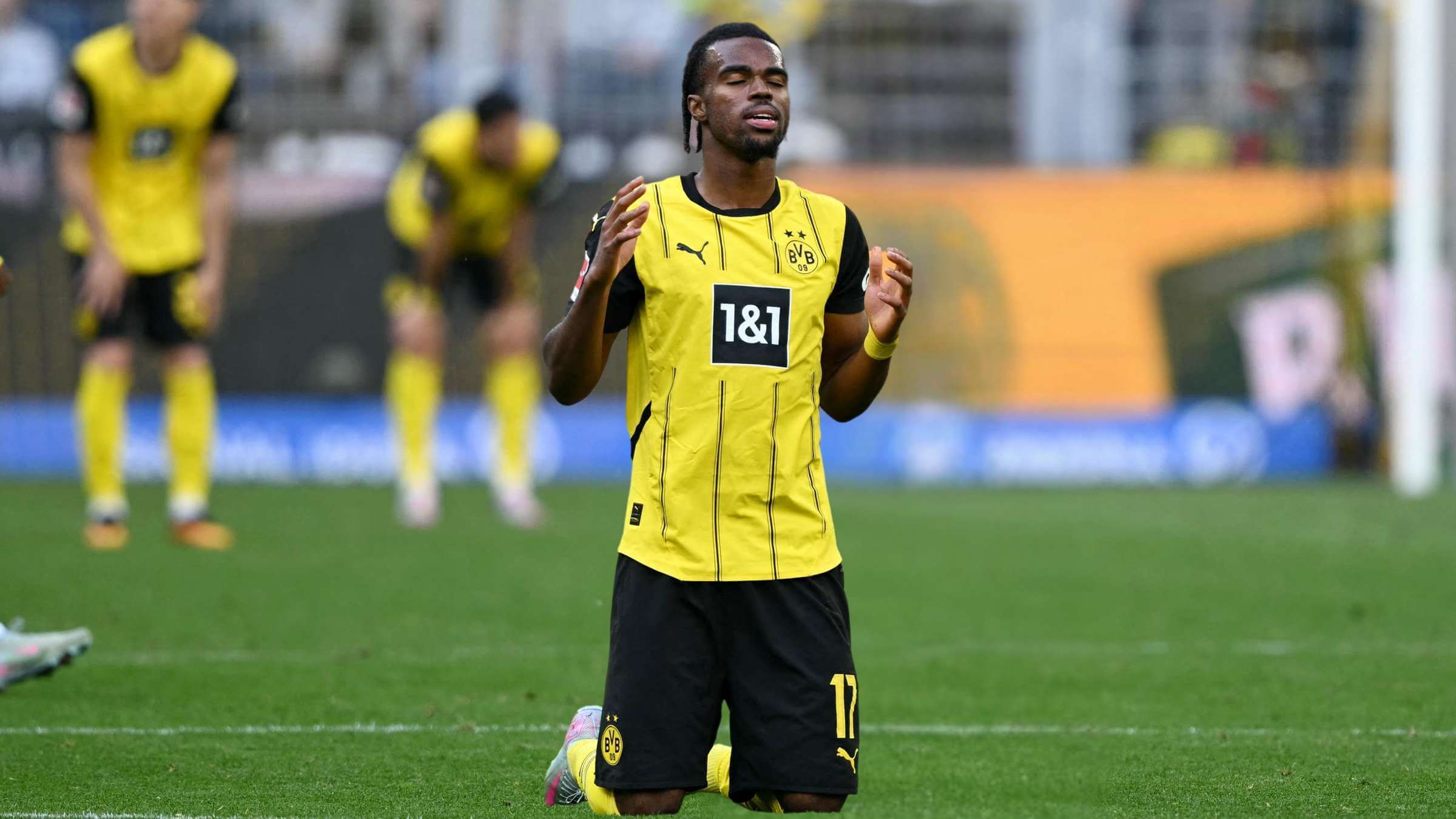 carney chukwuemeka borussia dortmund transfer