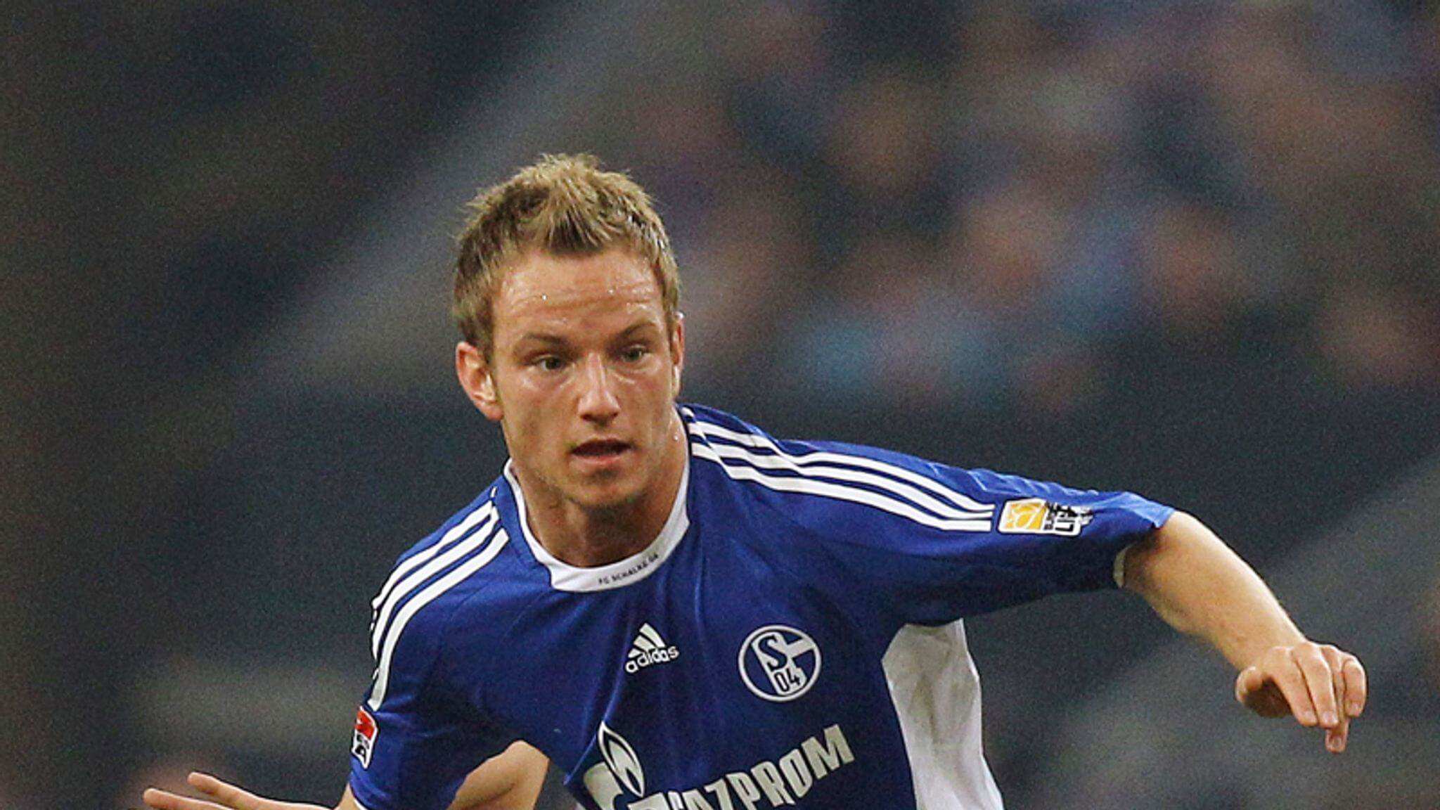 ivan rakitic schalke 04 fc