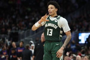 Милуоки Бакс