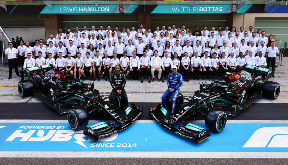 Mercedes AMG Petronas F1 Team Mercedes AMG Petronas F1 Team